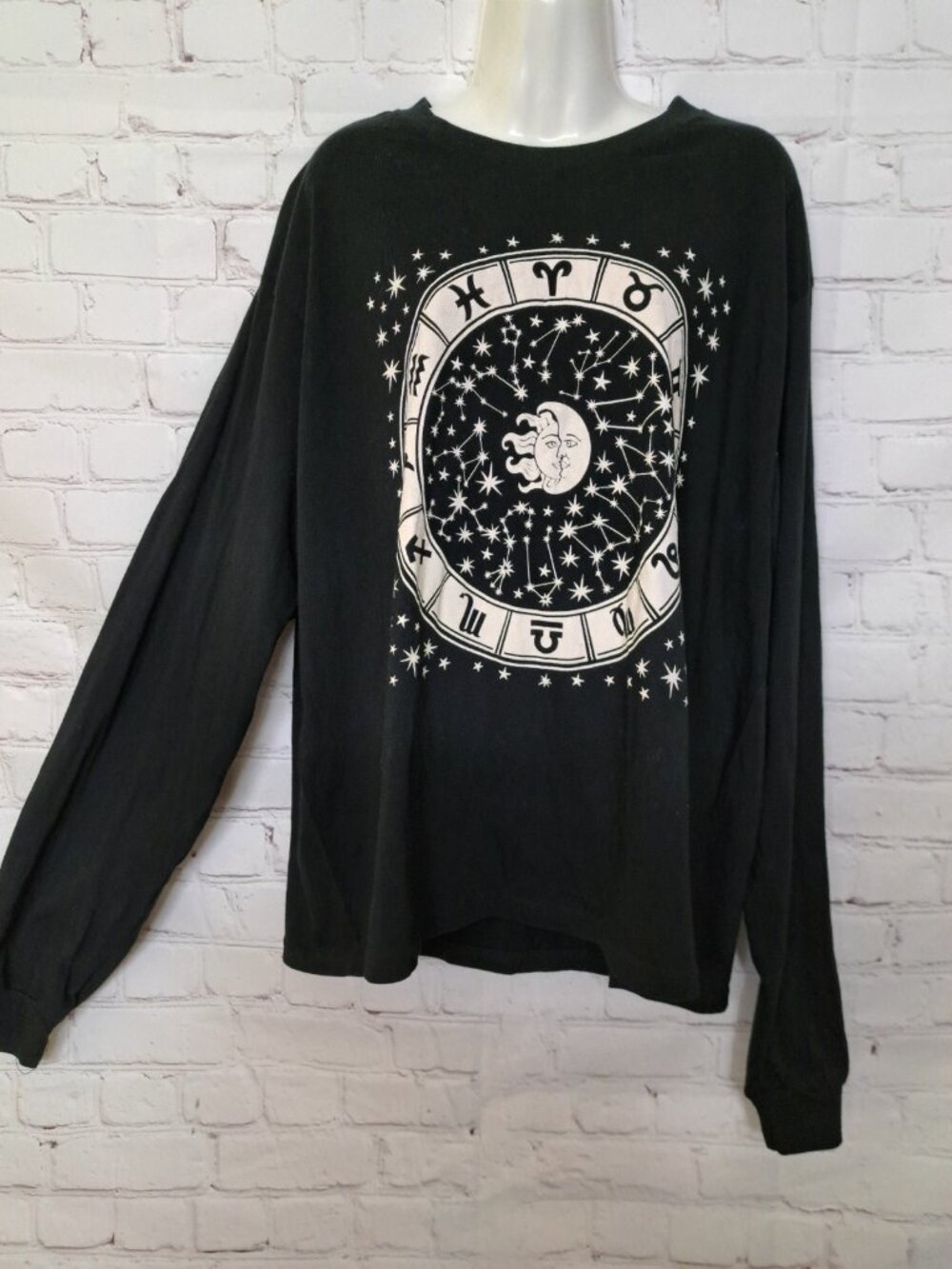 Obsessive Love NEW Zodiac Graphic 100% Cotton T Shirt size XL - Picture 8 of 8